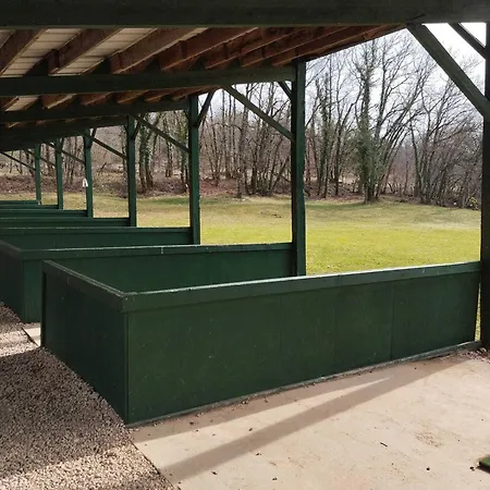 Horská chata En Vallee Dordogne, Jardin Prive Et Piscine Partagee - Fr-1-828-4 Lachapelle-Auzac