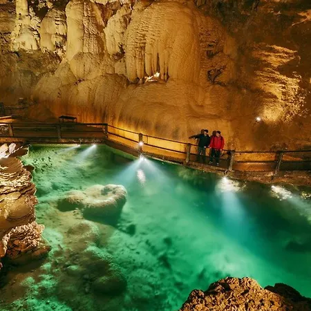 En Vallee Dordogne, Jardin Prive Et Piscine Partagee - Fr-1-828-4 Alpstuga *